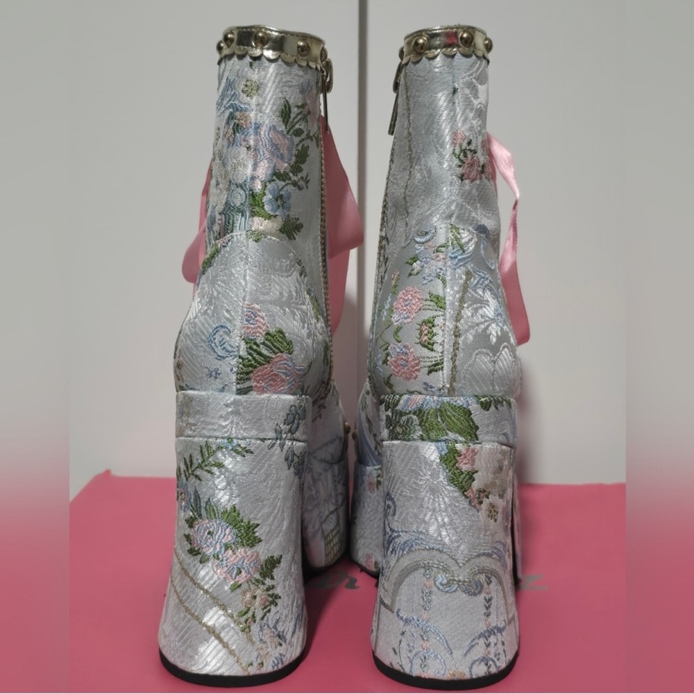 Sugar Thrillz Dolls Kill ‘FAIREST OF ALL’ Brocade Platform Boots NEW 9 - Picture 5 of 10